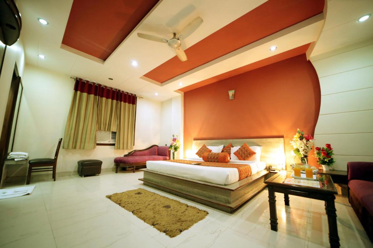 Hotel Blue Bell - Karol Bagh New Delhi Dış mekan fotoğraf