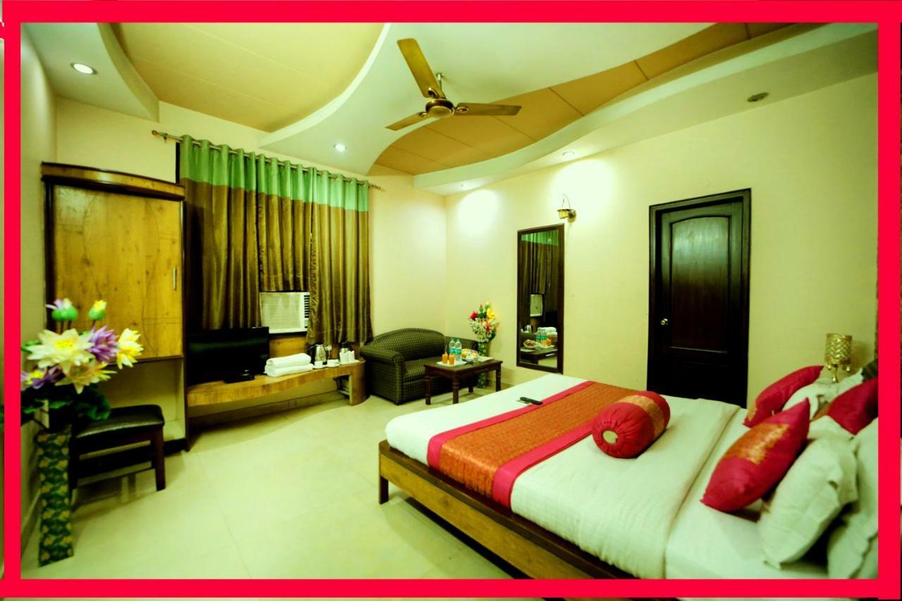 Hotel Blue Bell - Karol Bagh New Delhi Dış mekan fotoğraf
